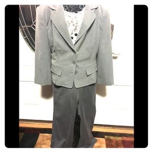 Women’s suit